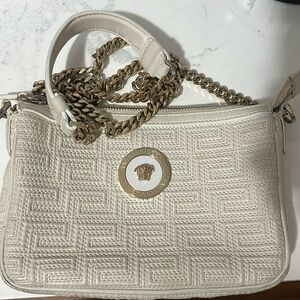 new VERSACE Vanitas white baroque quilted gold Medusa metal chain crossbody bag